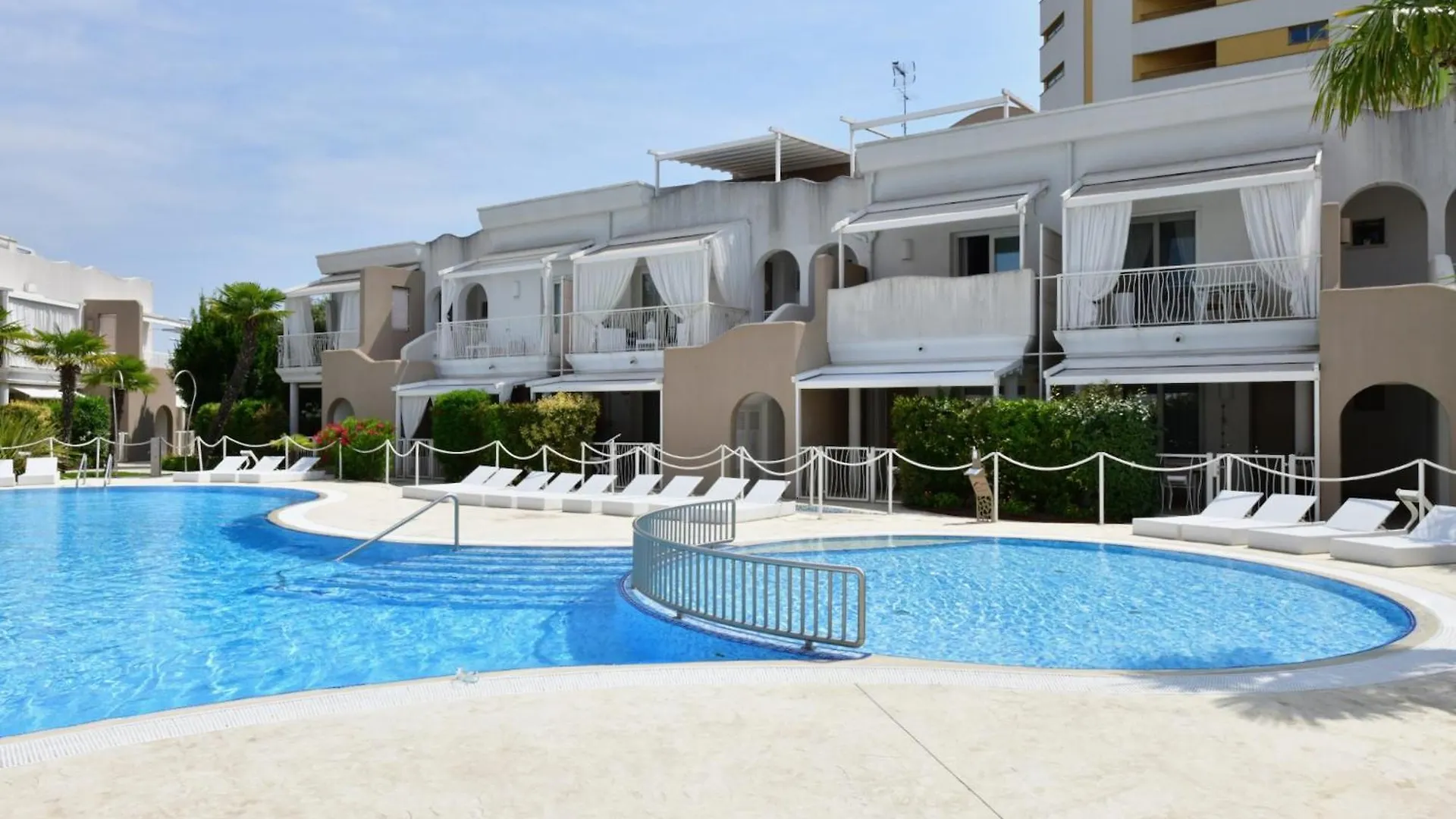 Wave Village 2 Apartments Τζεσόλο Λίντο Ιταλία